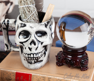 ElseGundo Antiqued Skull Mug